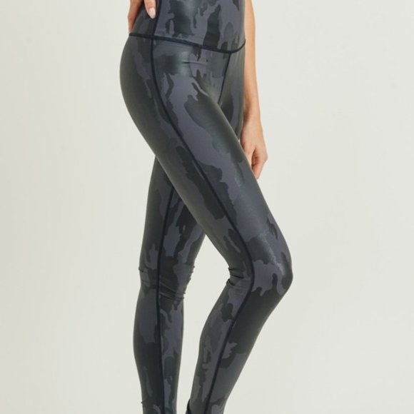 ALPHA🦓🦓 CAMO LEGGINGS - Picture 11 of 13